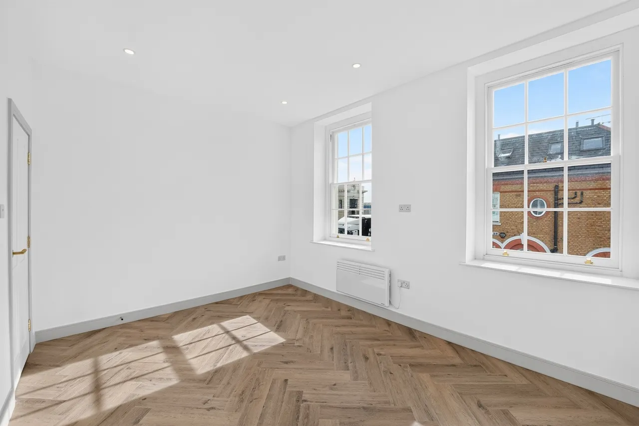 Longfield Street, London, SW18, photo 6