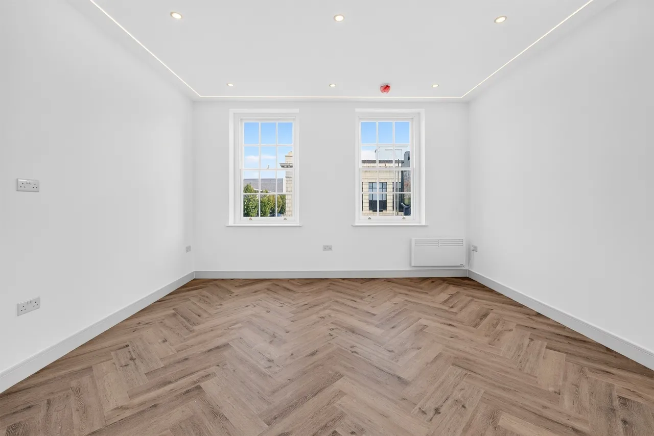Longfield Street, London, SW18, photo 14