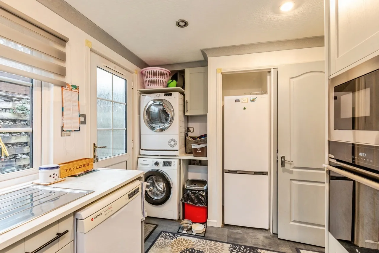 Two Acres Park, Clevedon, BS21, photo 6