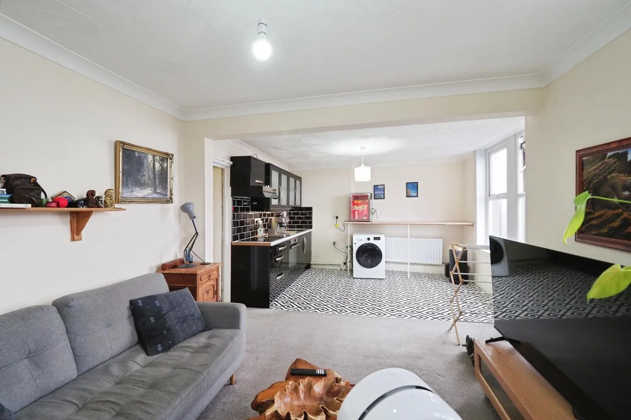 Wellington Street, Matlock, DE4, photo 25
