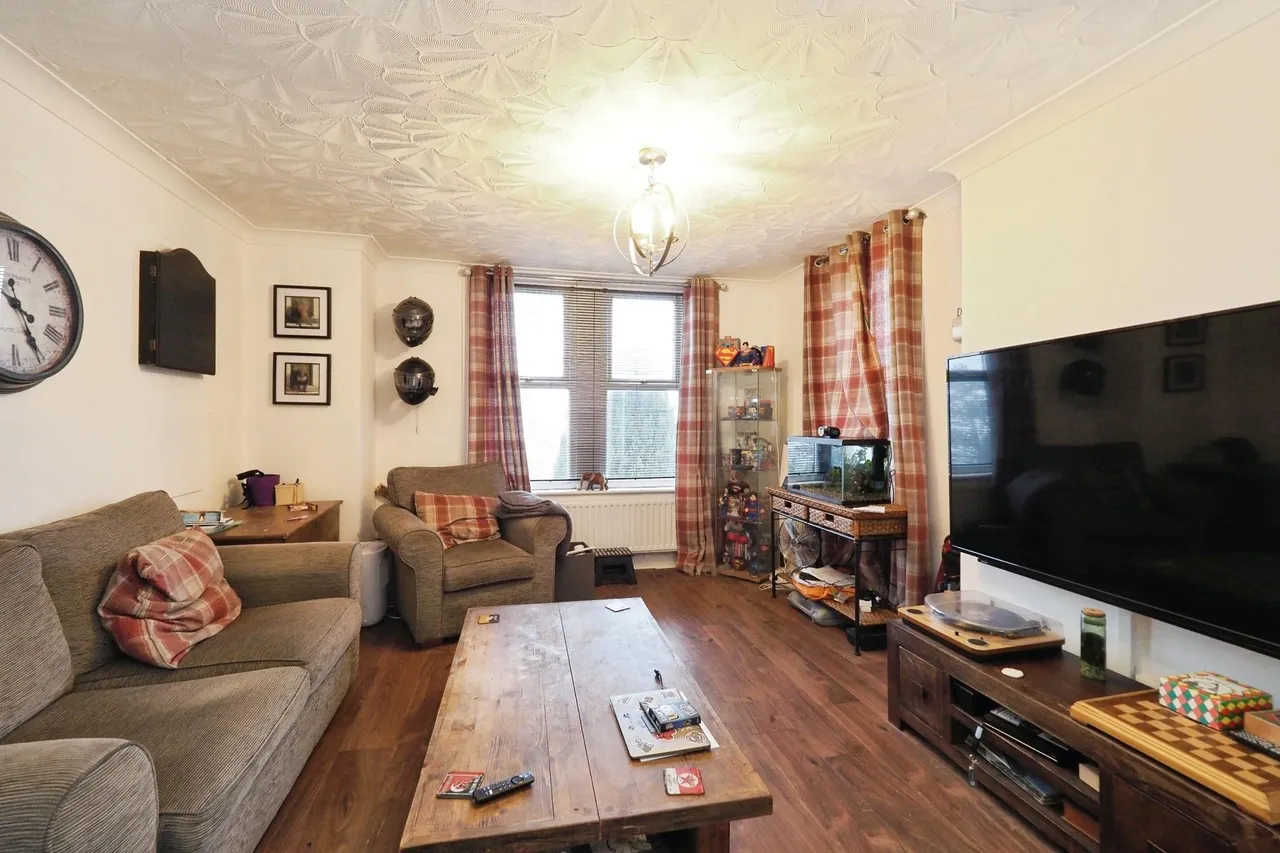 Wellington Street, Matlock, DE4, photo 20