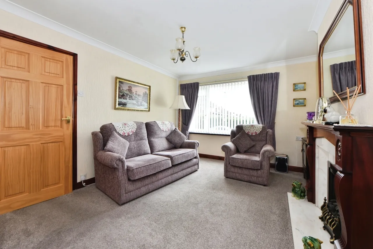 Harrogate Crescent, Burnley, Lancashire, BB10, photo 9