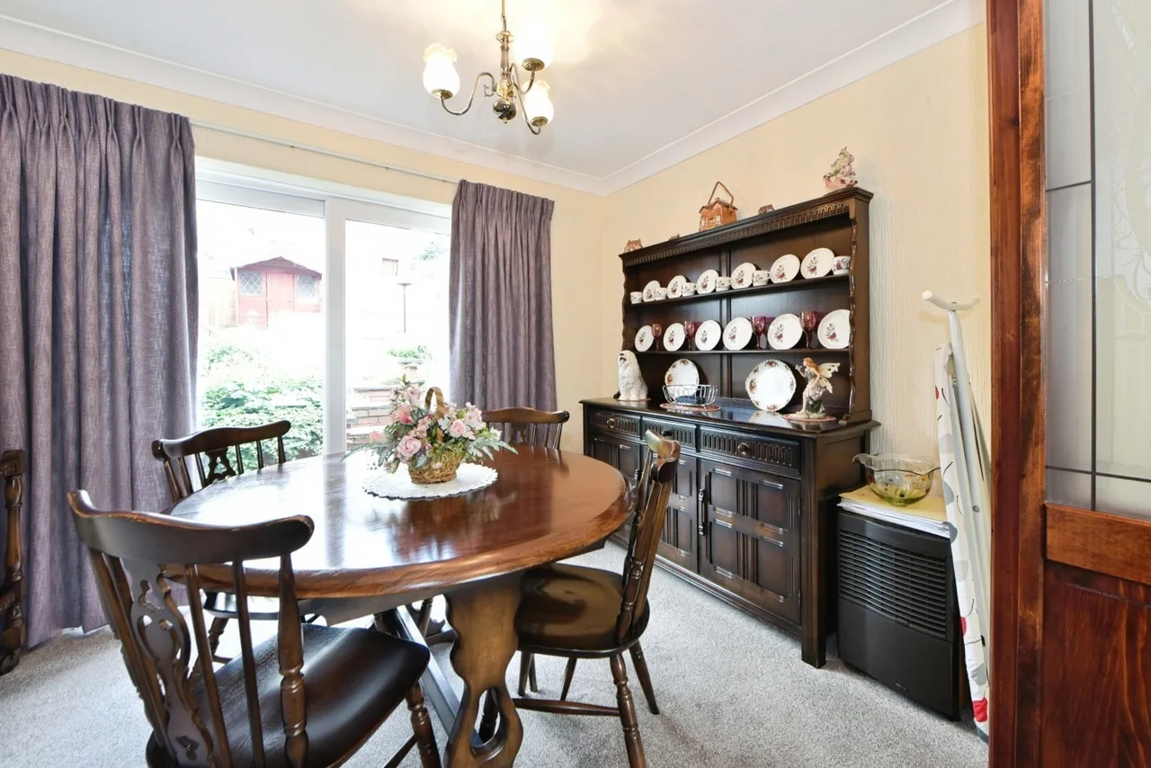 Harrogate Crescent, Burnley, Lancashire, BB10, photo 6