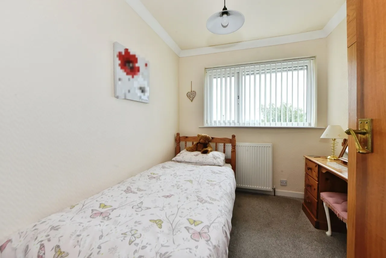 Harrogate Crescent, Burnley, Lancashire, BB10, photo 13
