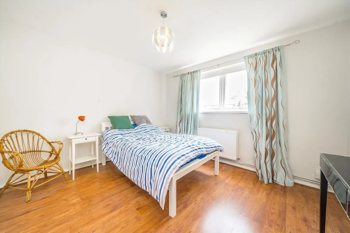 Beaumont Road, W4, photo 4