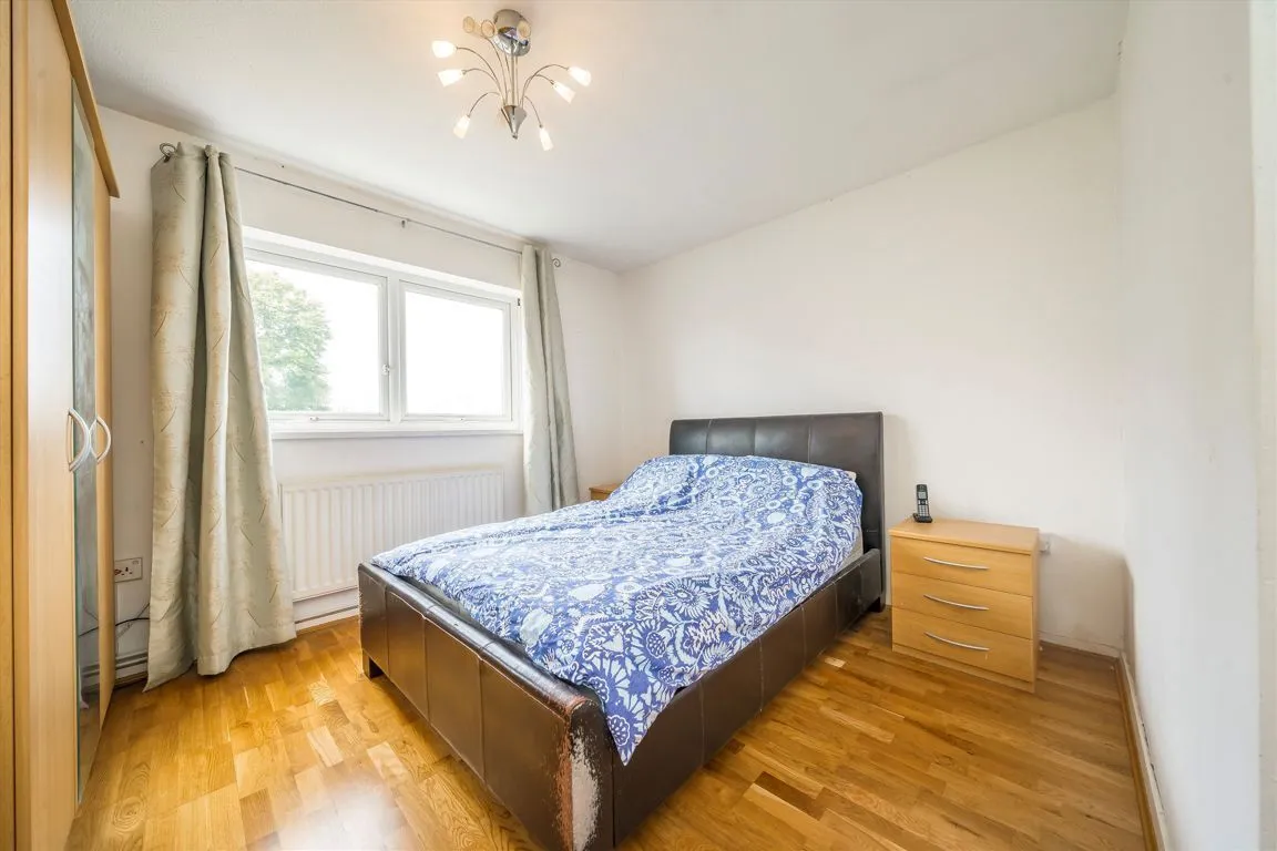 Beaumont Road, W4, photo 5