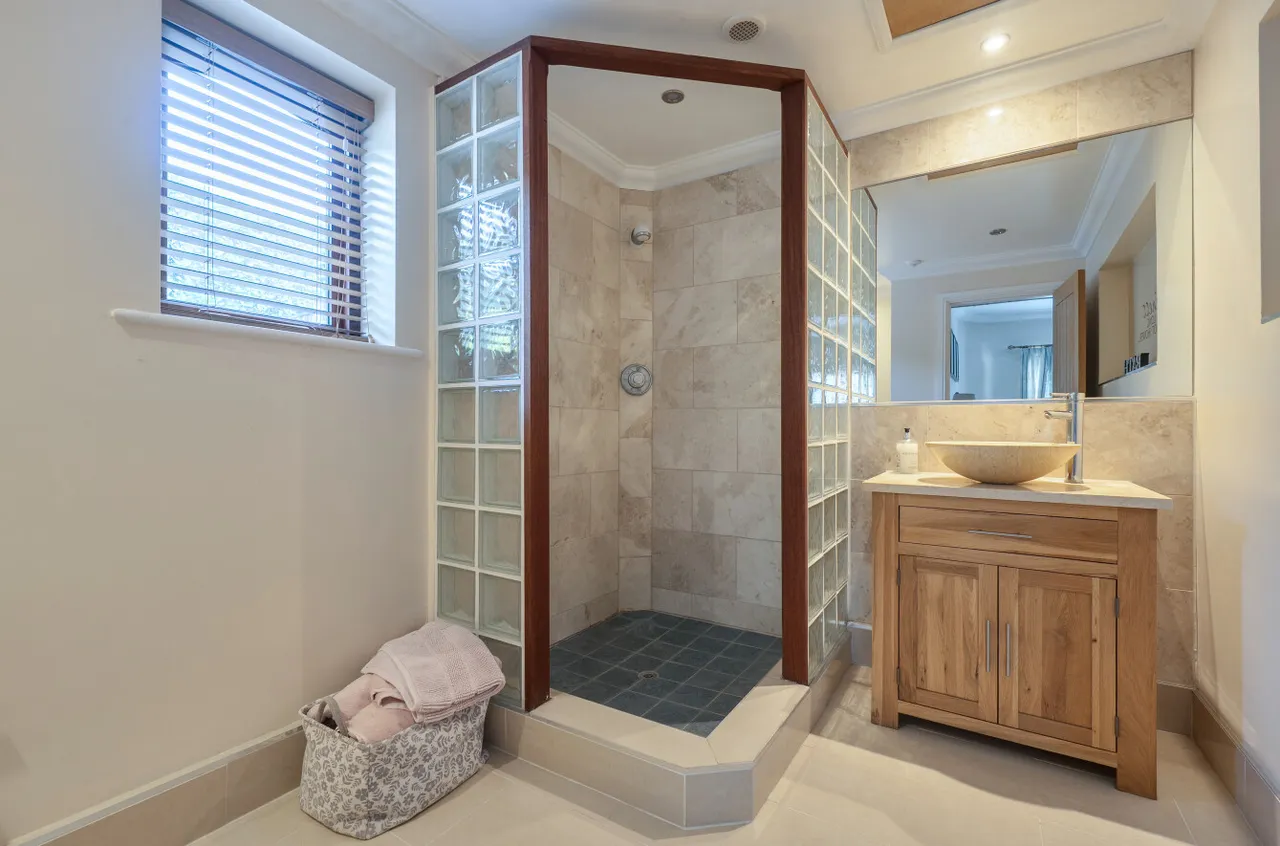 Hook Road, Ampfield, SO51, photo 17