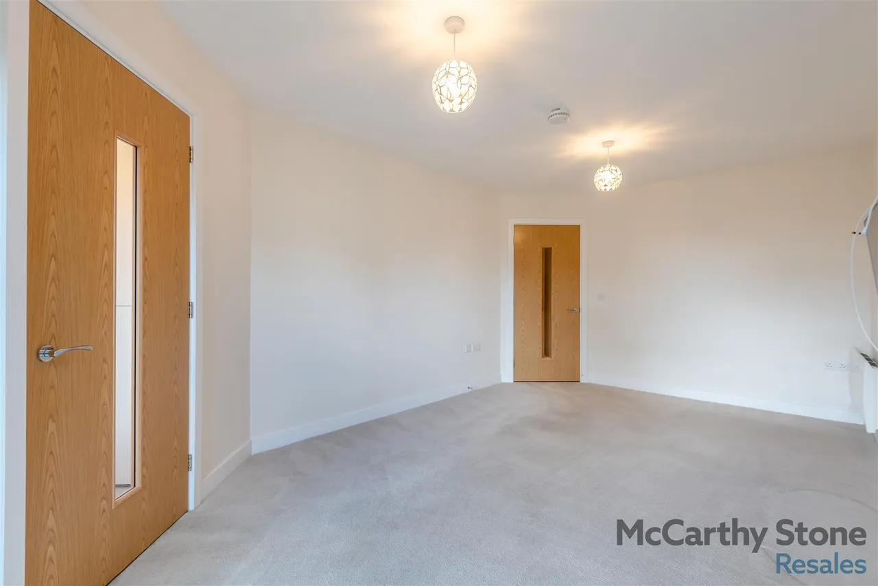 Shortwood Copse Lane, Kempshott, RG23, photo 15