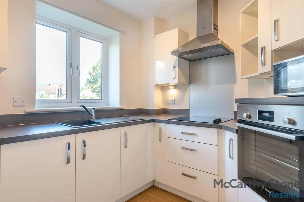 Shortwood Copse Lane, Kempshott, RG23, photo 16