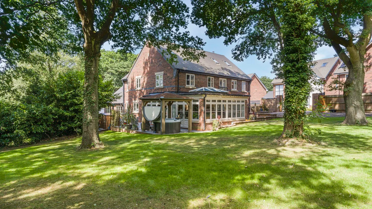 6 bed house for sale — Oak View Rise, Sutton Coldfield, Sutton Coldfield, B75 5JL