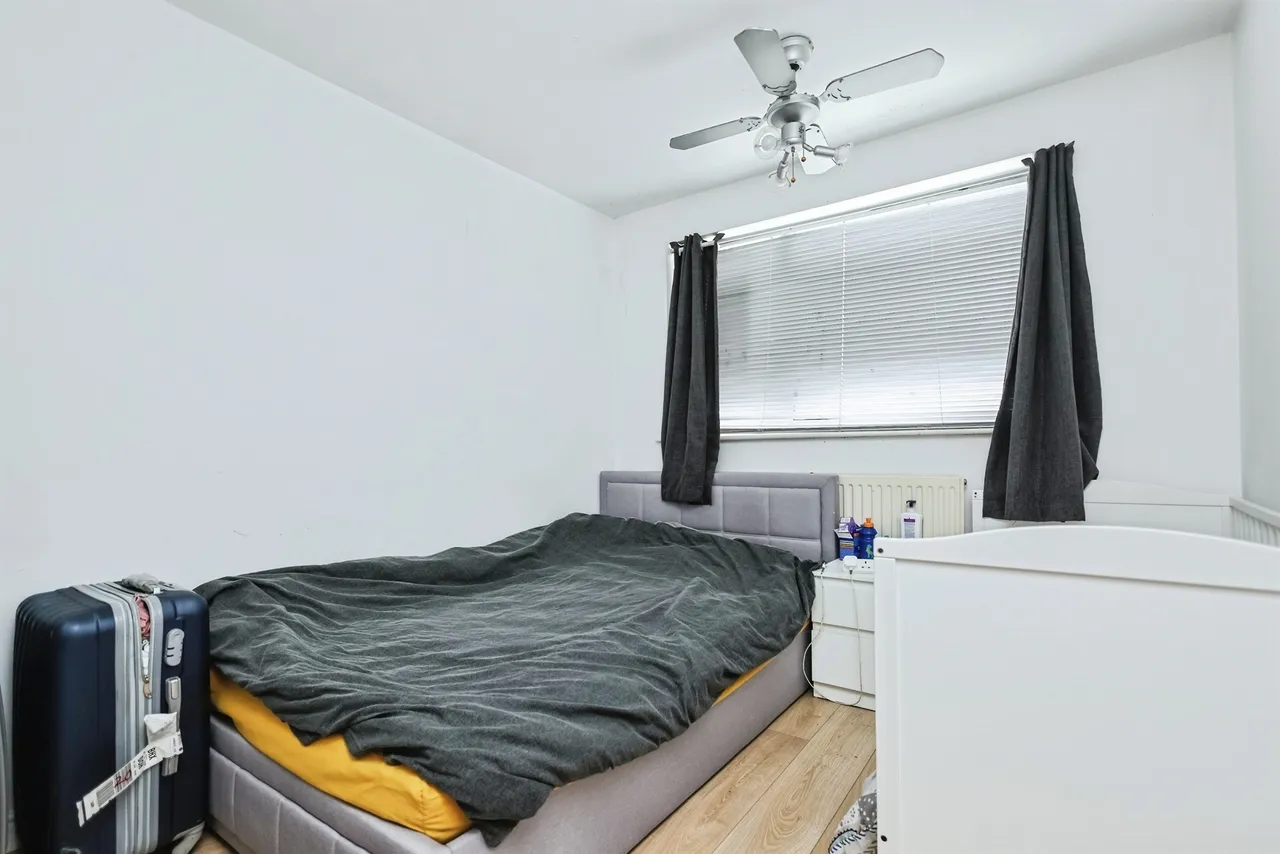 Queens Drive, Rowley Regis, B65, photo 14