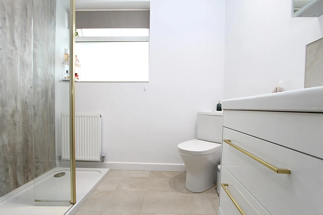 Heathfield Crescent, Kidderminster, photo 11