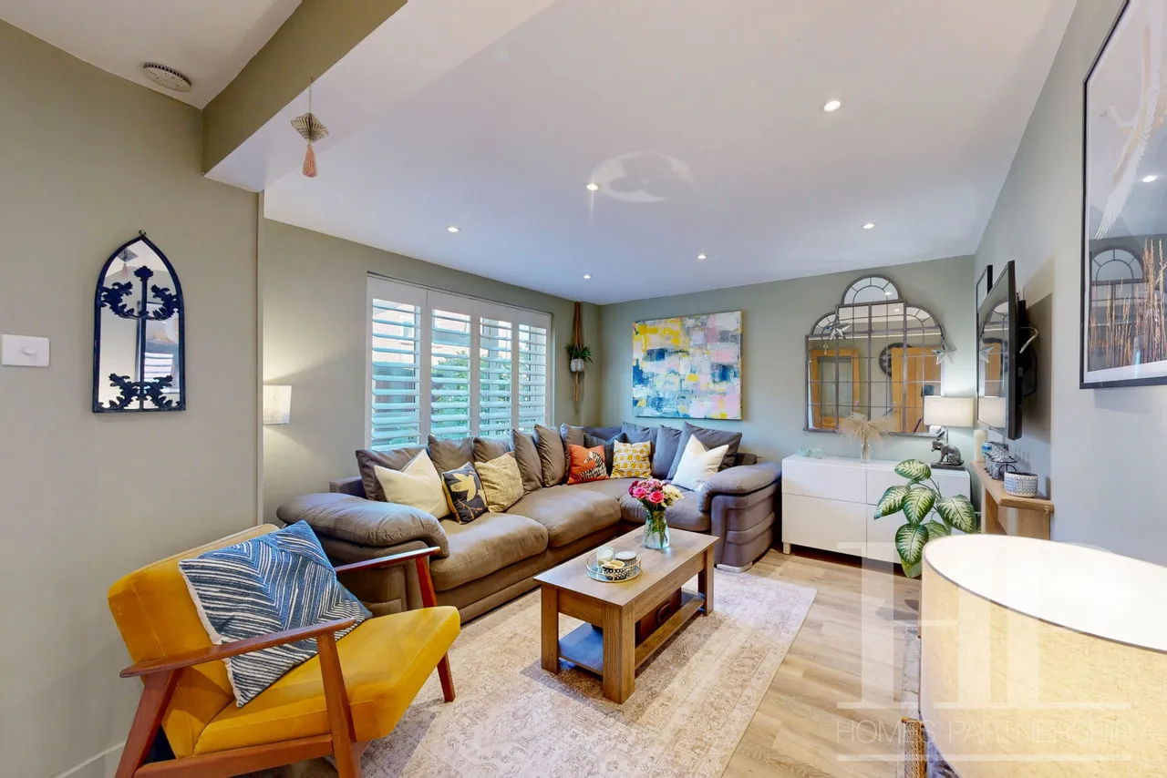 Loxwood Walk, Crawley, RH11, photo 6