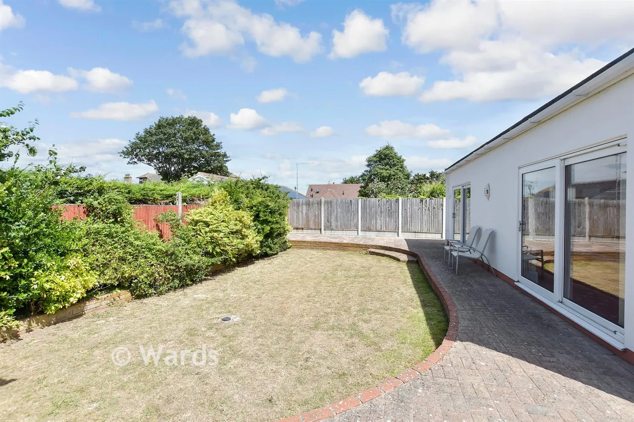 Cross Road, Birchington, CT7, photo 2