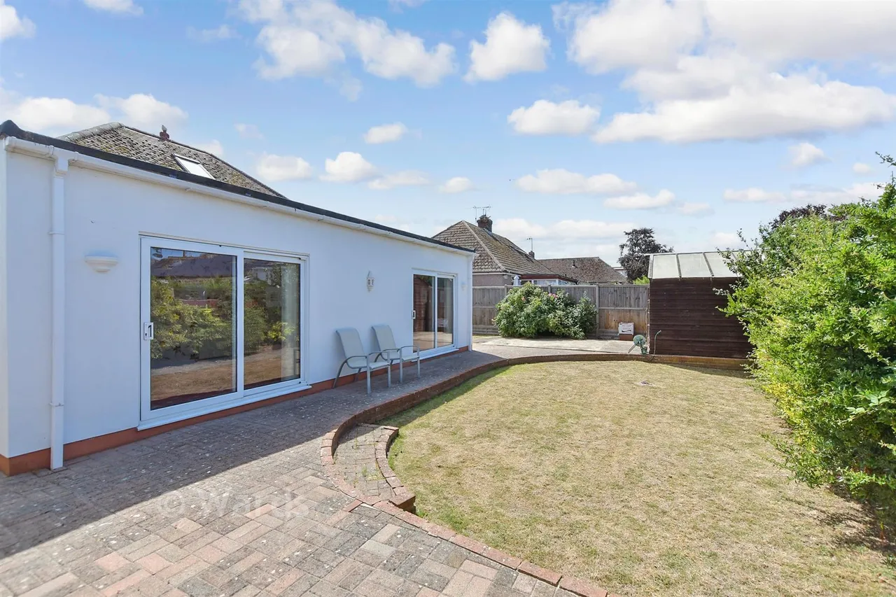 Cross Road, Birchington, CT7, photo 20