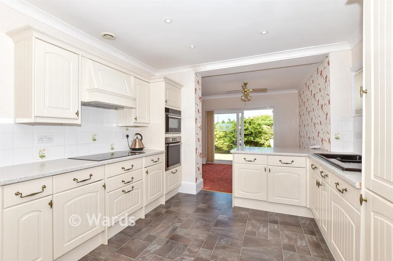 Cross Road, Birchington, CT7, photo 4