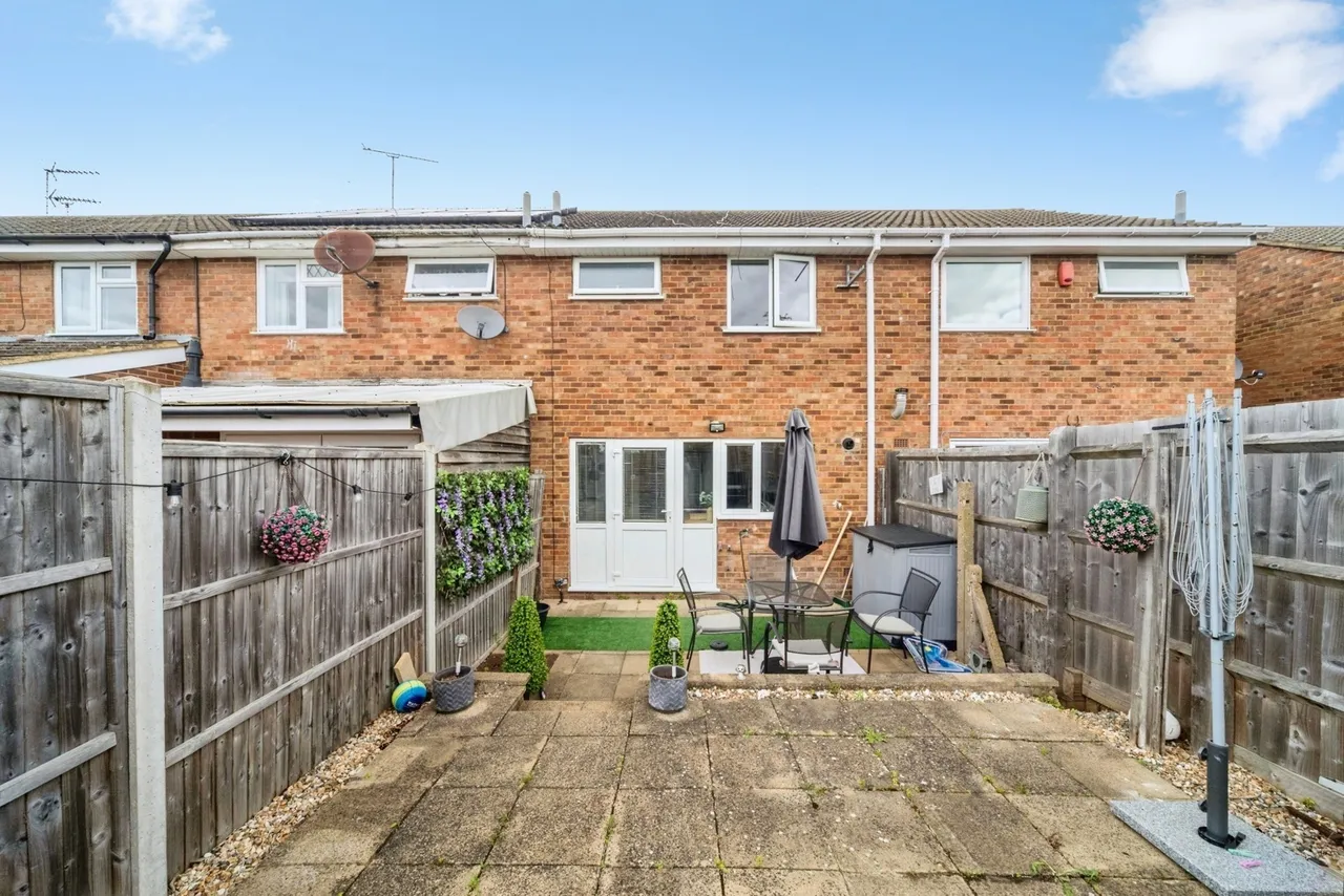 Tiffany Close, Bletchley, Milton Keynes, Buckinghamshire, MK2, photo 14