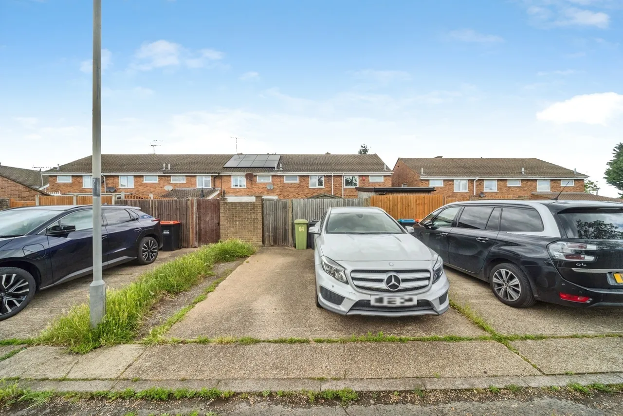 Tiffany Close, Bletchley, Milton Keynes, Buckinghamshire, MK2, photo 21