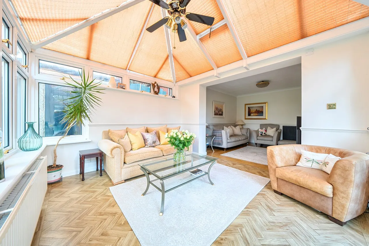 Court Road, SE9, photo 13