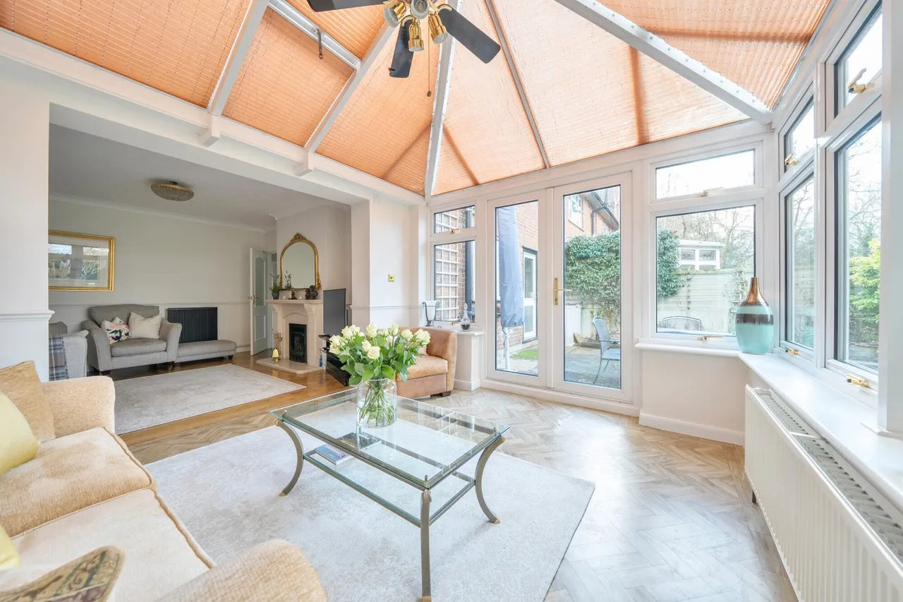 Court Road, SE9, photo 14