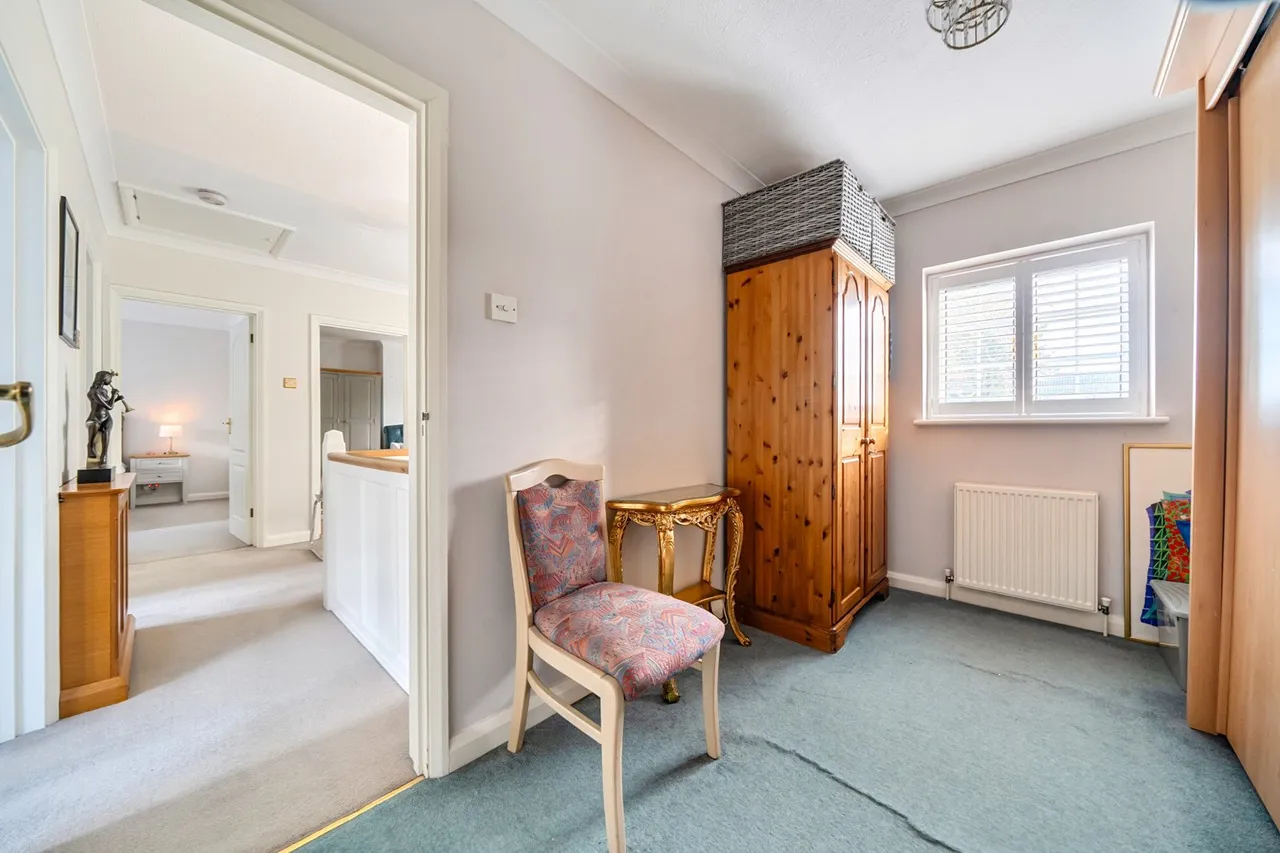 Court Road, SE9, photo 27