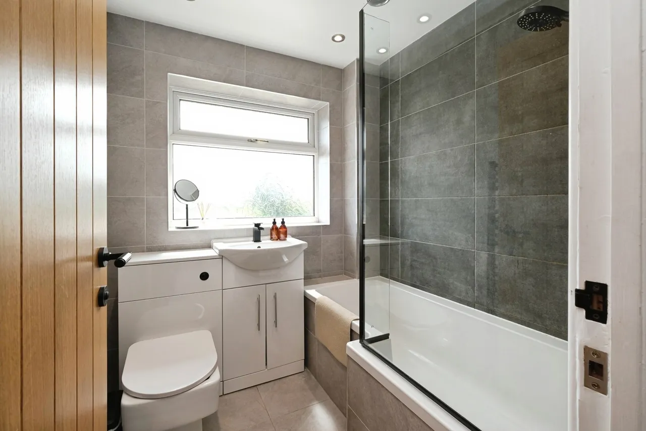 Wroxham Road, Great Sankey, Warrington, Cheshire, WA5, photo 19