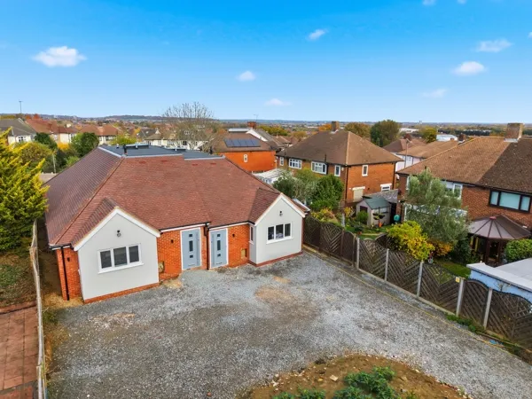 Peachtree Close, Hainault, IG7 5QS, photo 4