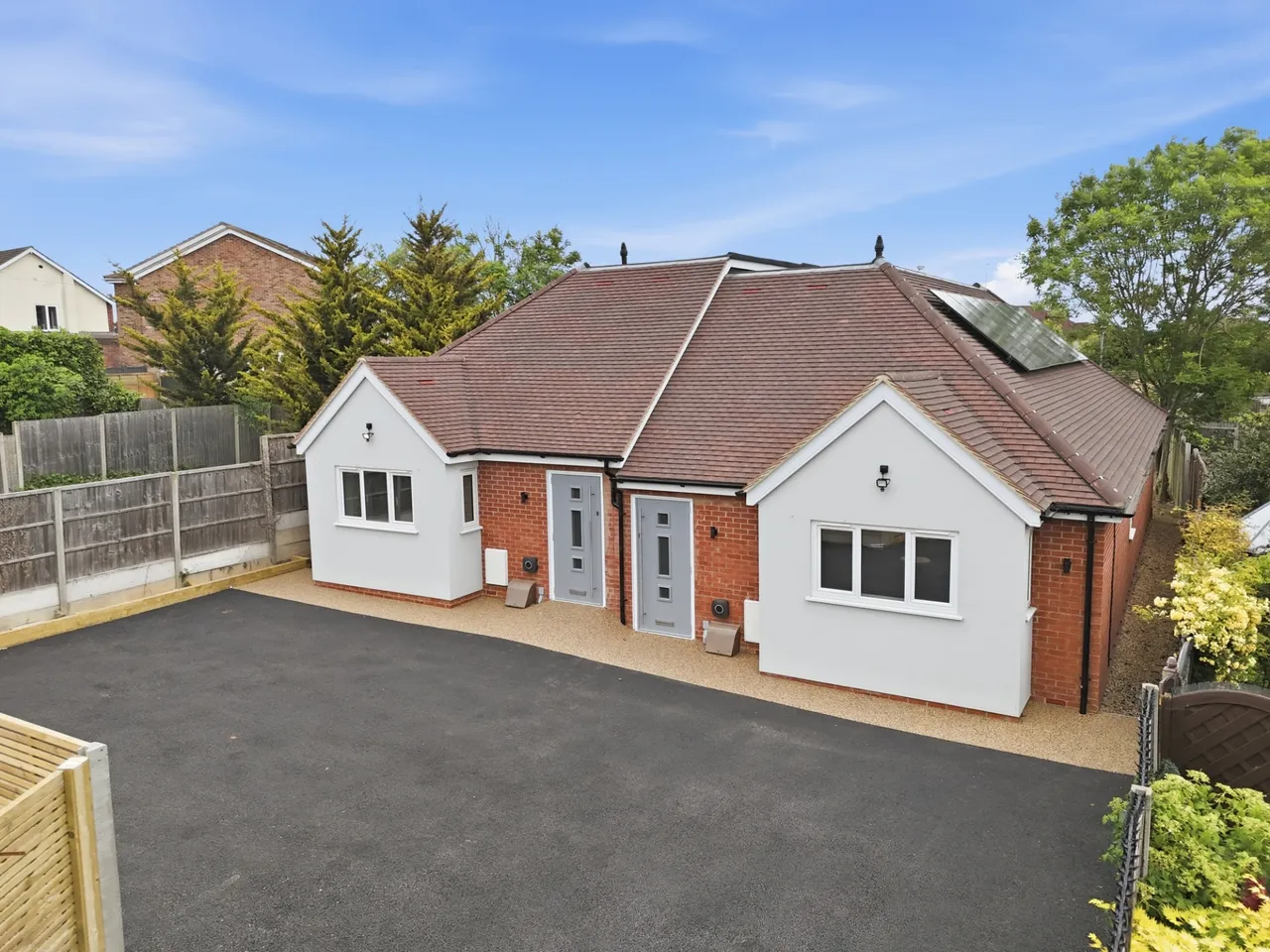 3 bed house for sale — Peachtree Close, Hainault, IG7 5QS