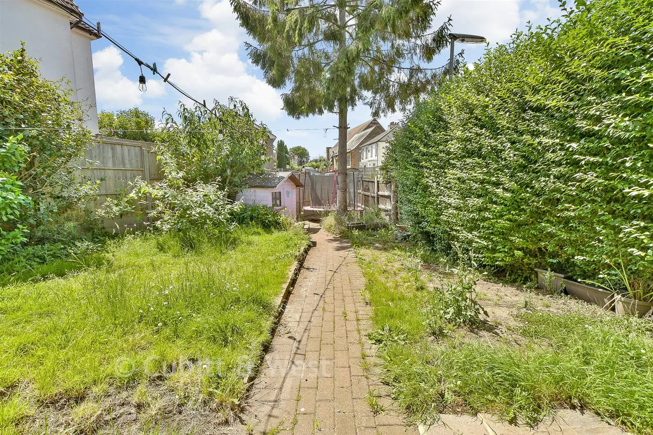 Francis Road, Caterham, CR3, photo 14