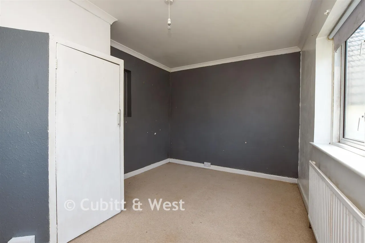 Francis Road, Caterham, CR3, photo 13