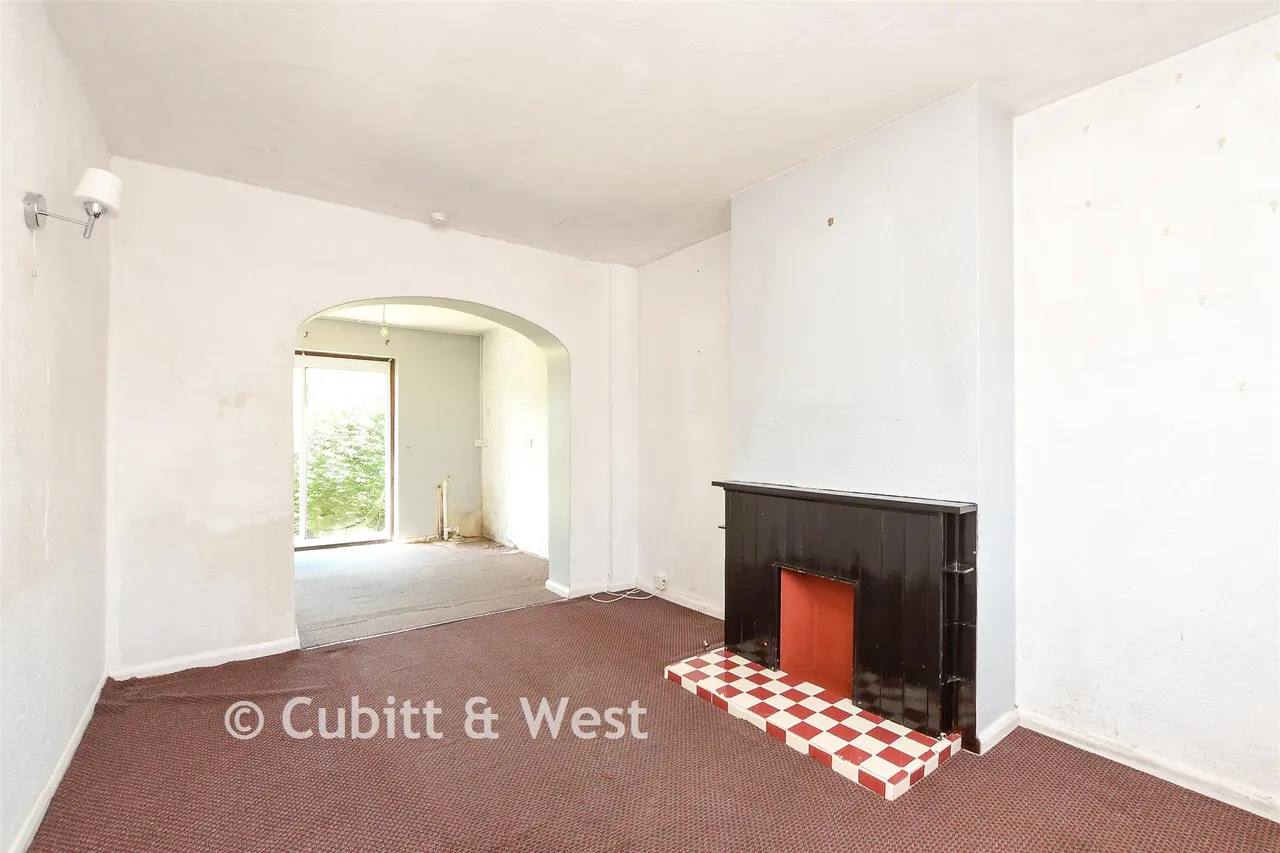 Francis Road, Caterham, CR3, photo 4