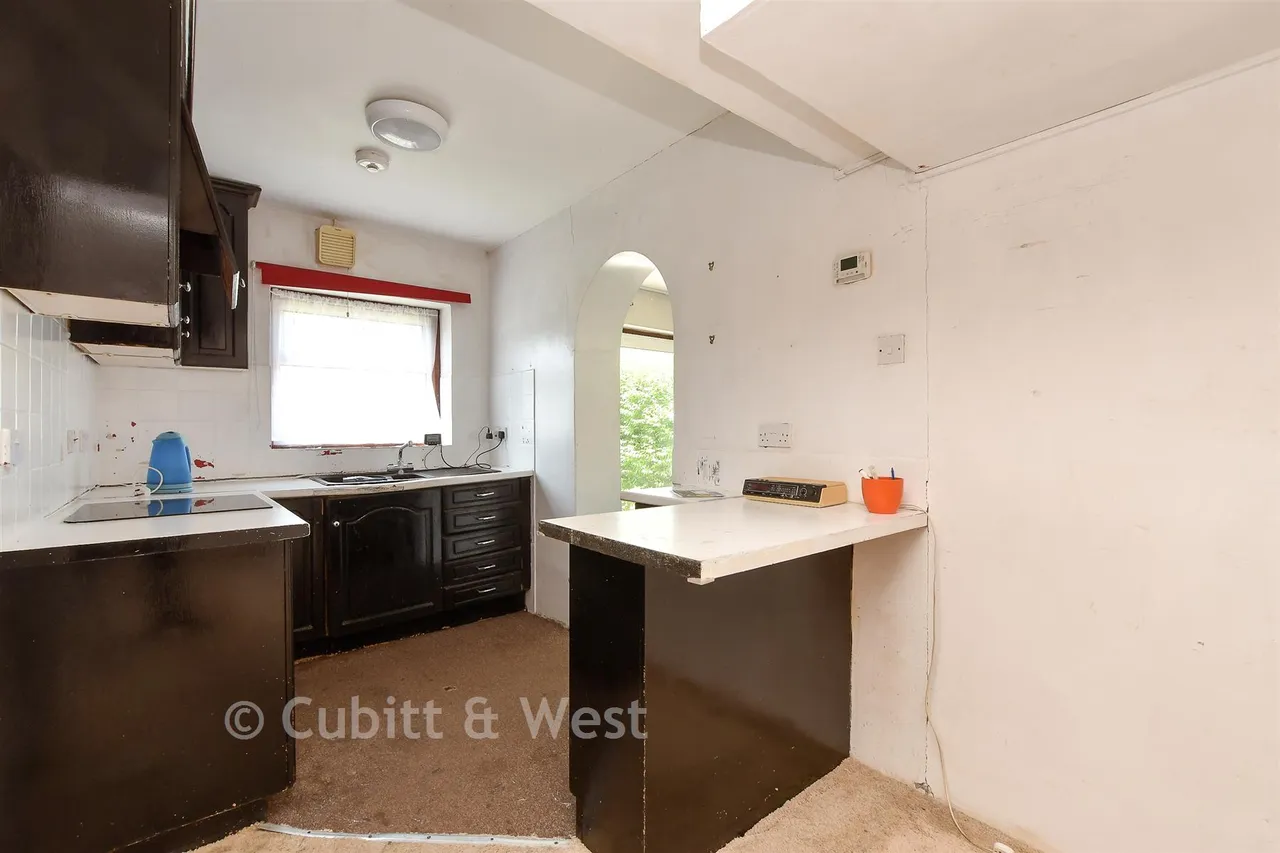 Francis Road, Caterham, CR3, photo 8