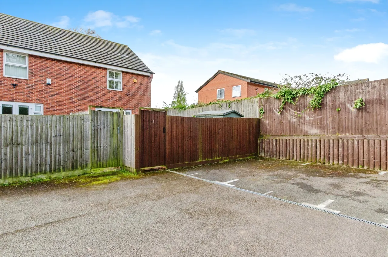 Kyngston Road, West Bromwich, West Midlands, B71, photo 14