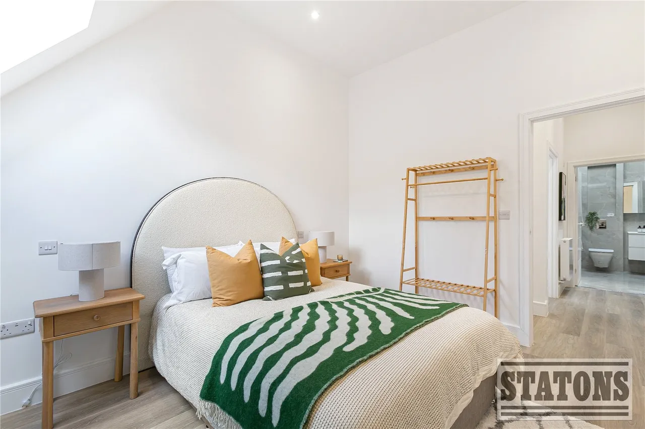 Chase Side, Southgate, London, N14 4PR, photo 15