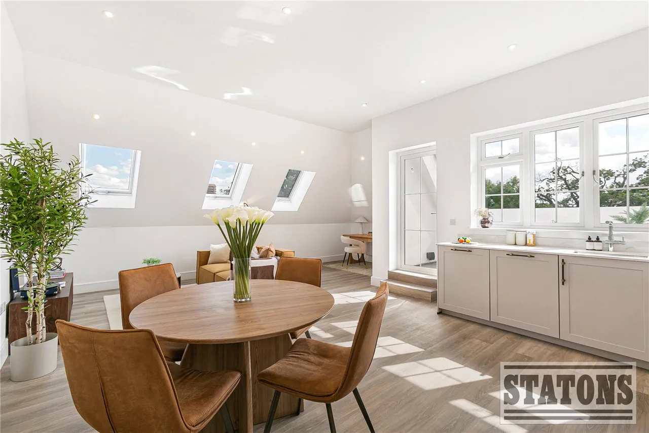 Chase Side, Southgate, London, N14 4PR, photo 4