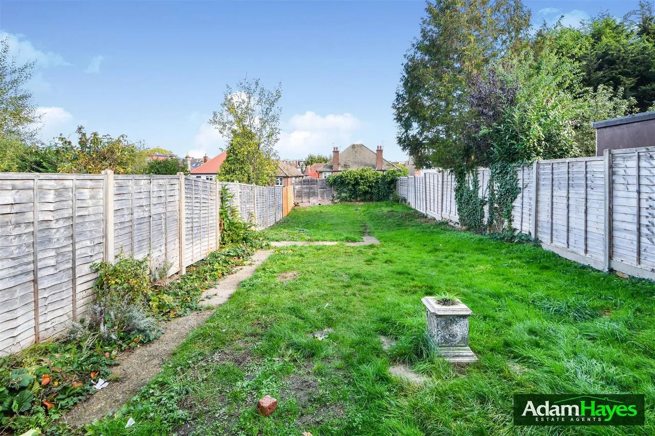 Etchingham Park Road, Finchley, N3, photo 17