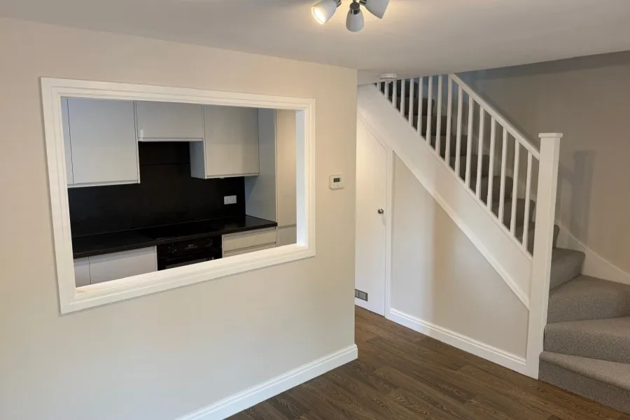 Devoil Close, Guildford, GU4, photo 2