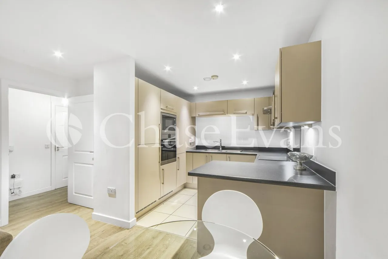 Ben Jonson Road, Stepney Green, E1, photo 7