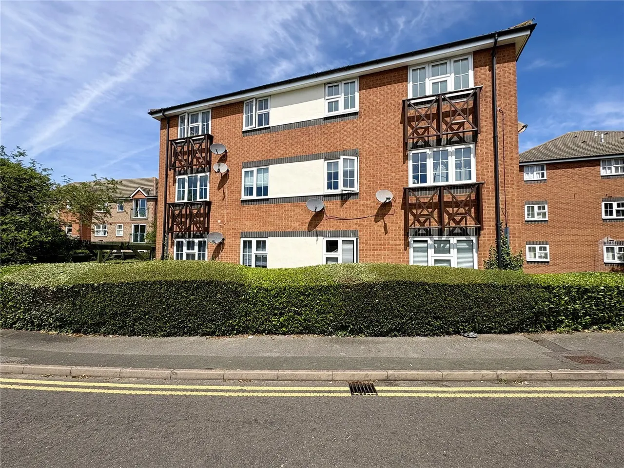 1 bed flat for sale — Dudley Close, Chafford Hundred, Grays, Essex, RM16