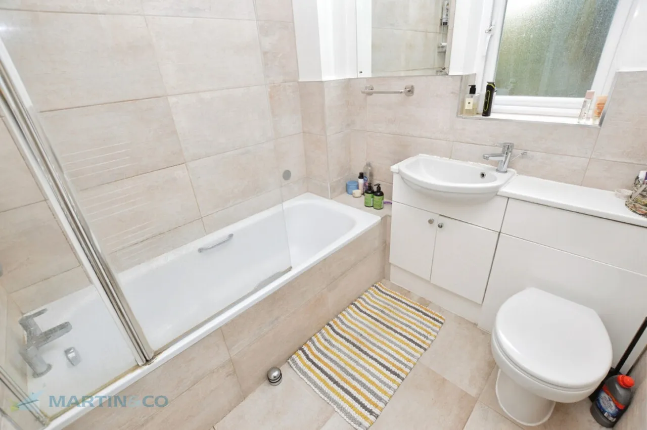 Candlerush Close, Woking, GU22, photo 11