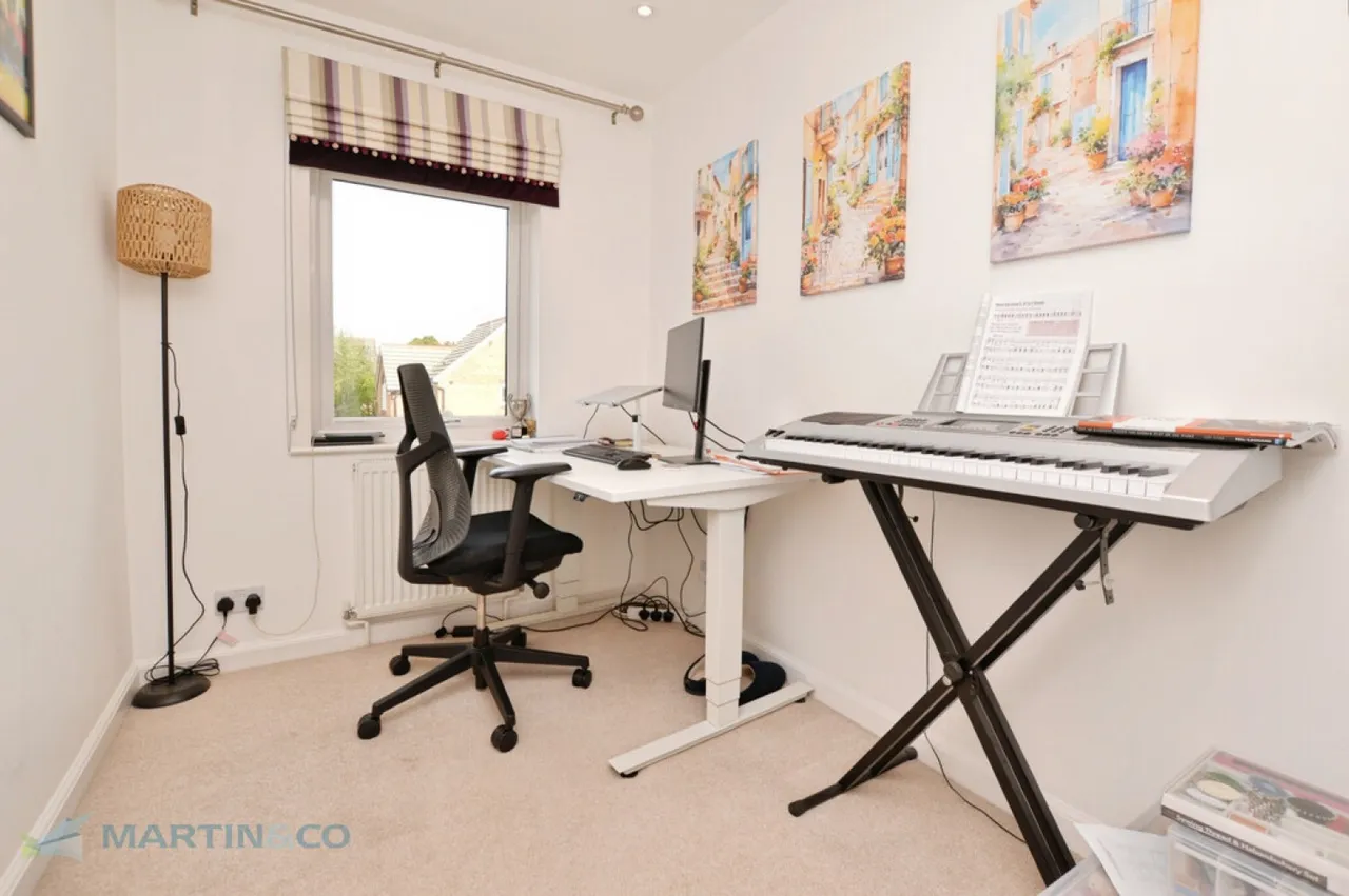 Candlerush Close, Woking, GU22, photo 10
