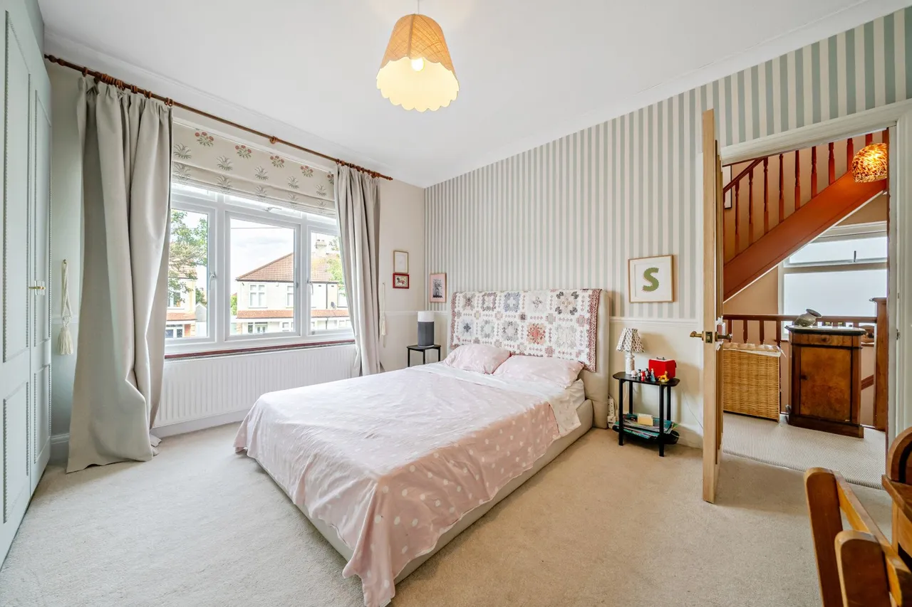 Shakespeare Road, DA7, photo 15