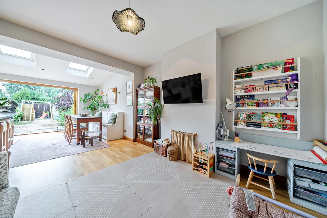 Shakespeare Road, DA7, photo 31