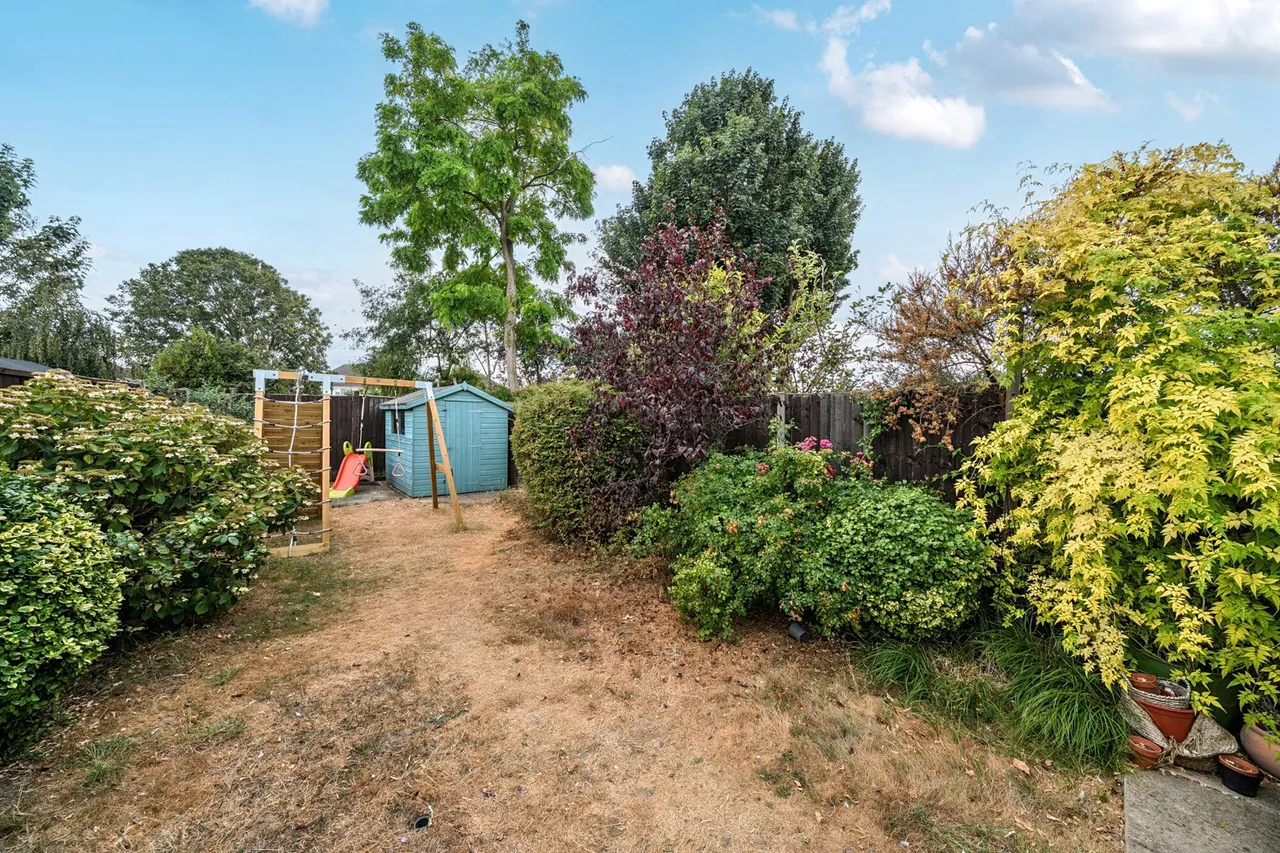 Shakespeare Road, DA7, photo 27