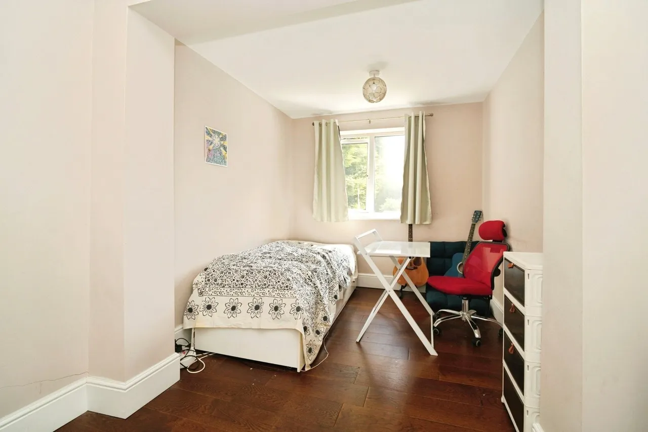 Parkgate Drive, Swinton, Manchester, Greater Manchester, M27, photo 13