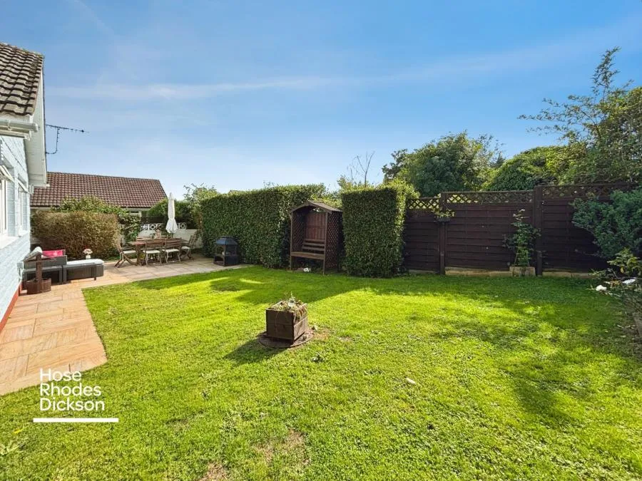 Nicholas Close, Brading, PO36, photo 15