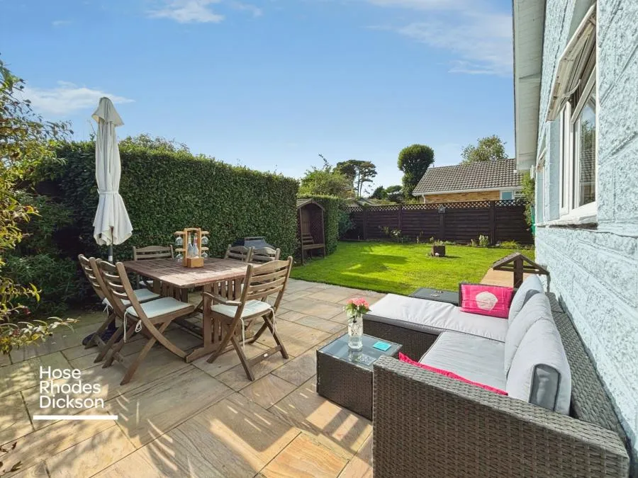 Nicholas Close, Brading, PO36, photo 2