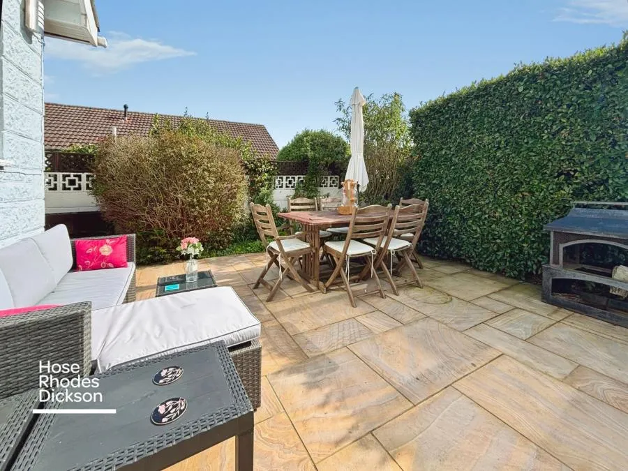 Nicholas Close, Brading, PO36, photo 14