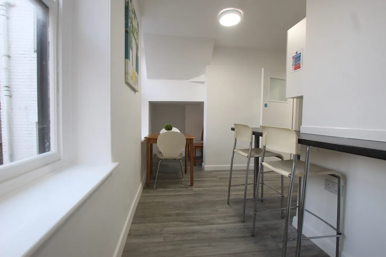 St. Aldate Street, Gloucester, GL1, photo 5