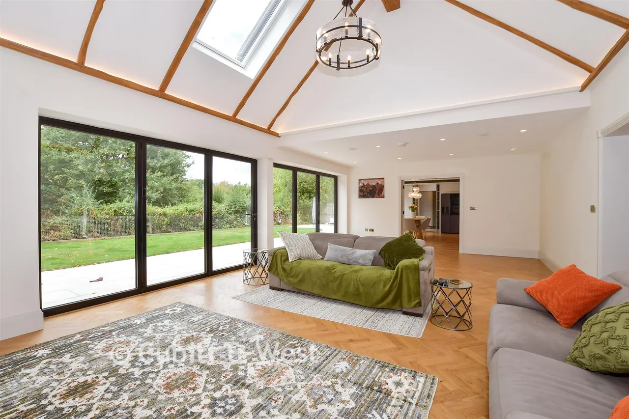 Broadford Bridge Road, West Chiltington, RH20, photo 8
